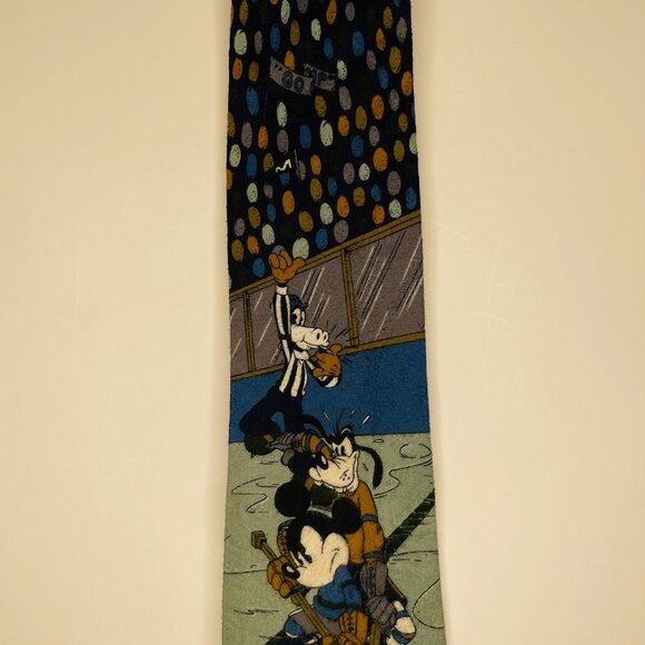 ✨ 2 for 20 ✨ Fun Disney Mickey Unlimited Hockey with Goofy Necktie - Picture 4 of 8